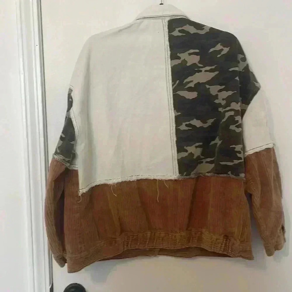 12th Tribe/Vici Dolls Corduroy Camo Jacket Large - Picture 5 of 7